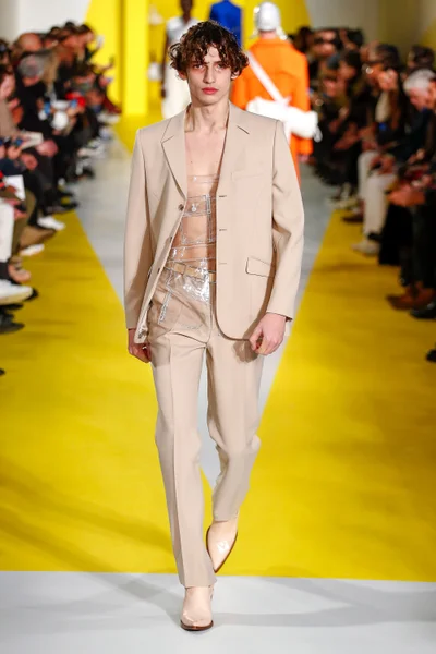 Look 21